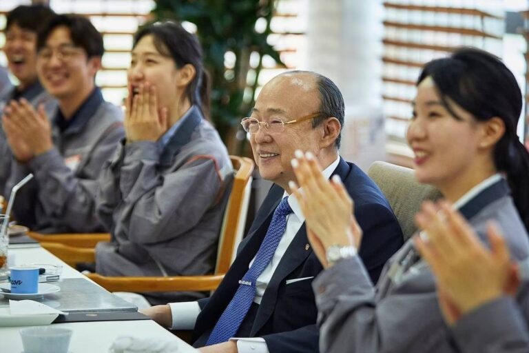 현재 대한민국에서 가장 롱런하는 재벌 회장 “제가 누구냐면요..”