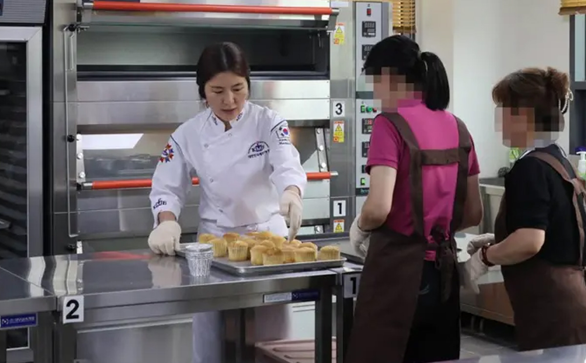 죽음 무릅쓰고 탈북했는데...한국 떠나는 사람들, 왜?