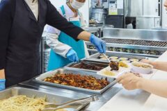 72억 고급 아파트 애물단지로 전락한 ‘조식 서비스’, 이유 분명했다