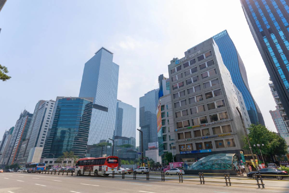 당장 내일부터 집 사려면 '이것' 하라니...해도 해도 너무한 부동산 정책 나왔다