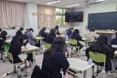 "시험 망칠 수 있대"…수능 날, 절대 하면 안 되는 행동 TOP. 3