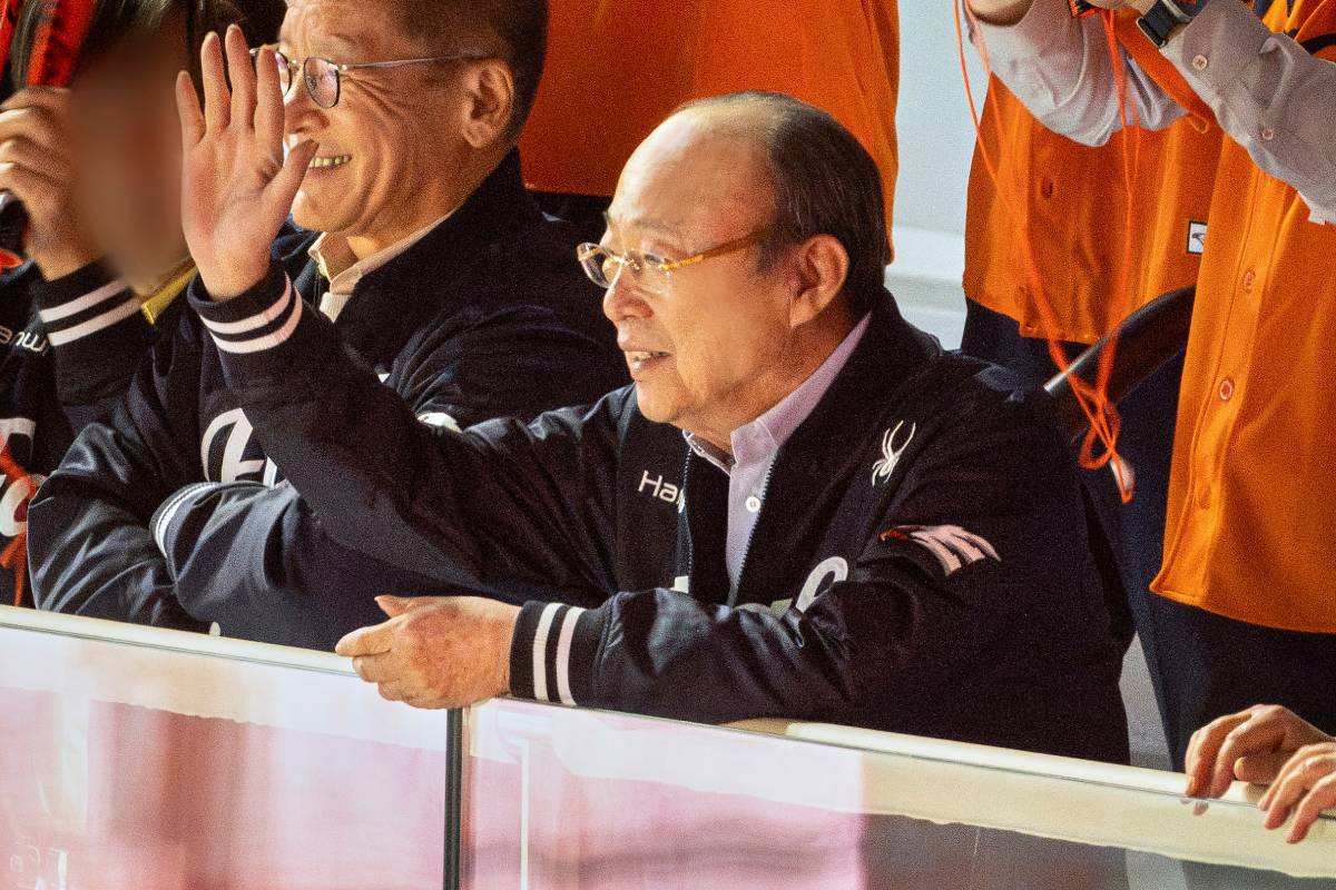 ‘재벌 2세’ 형제의 난에 불똥 맞았다는 야구단의 정체